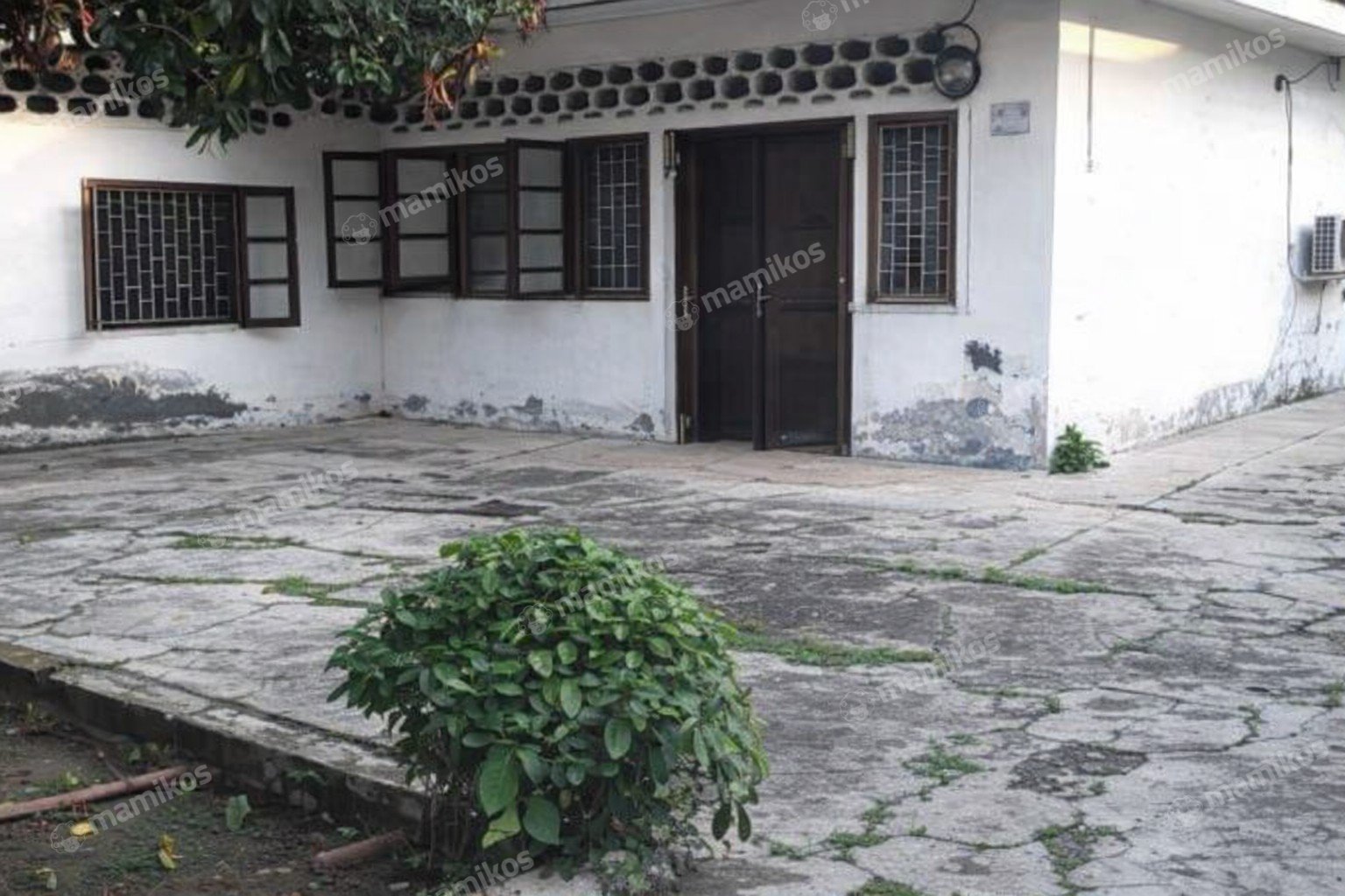 Rumah Sertifikat SHM 5 Kamar Tidur 2 Kamar Mandi Palmerah Jakarta Barat