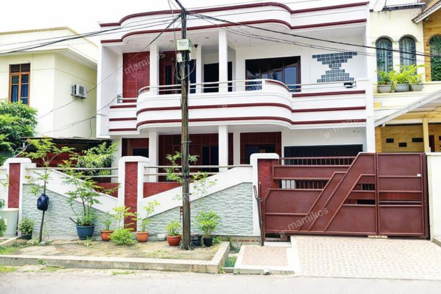 Rumah 4KT 4KM Puri Indah Jakarta Barat