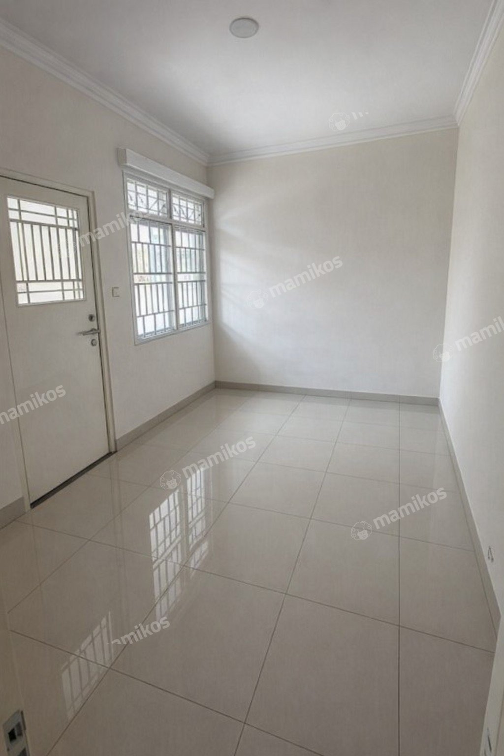 Rumah Sertifikat SHM 6 Kamar Tidur 3 Kamar Mandi Taman Kencana Jakarta Barat - Photo 3