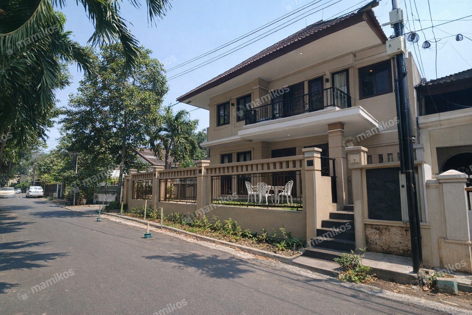 Rumah Sertifikat SHM 4 Kamar Tidur 4 Kamar Mandi Pondok Indah Jakarta Selatan