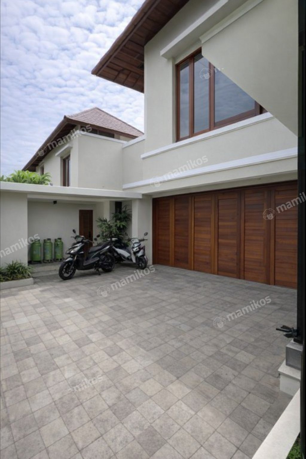 Rumah Sertifikat SHM 4 Kamar Tidur 4 Kamar Mandi Cipete Jakarta Selatan - Photo 3