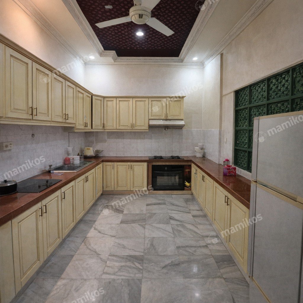 Rumah Sertifikat SHM 3 Kamar Tidur 3 Kamar Mandi Taman Ratu Jakarta Barat - Photo 2