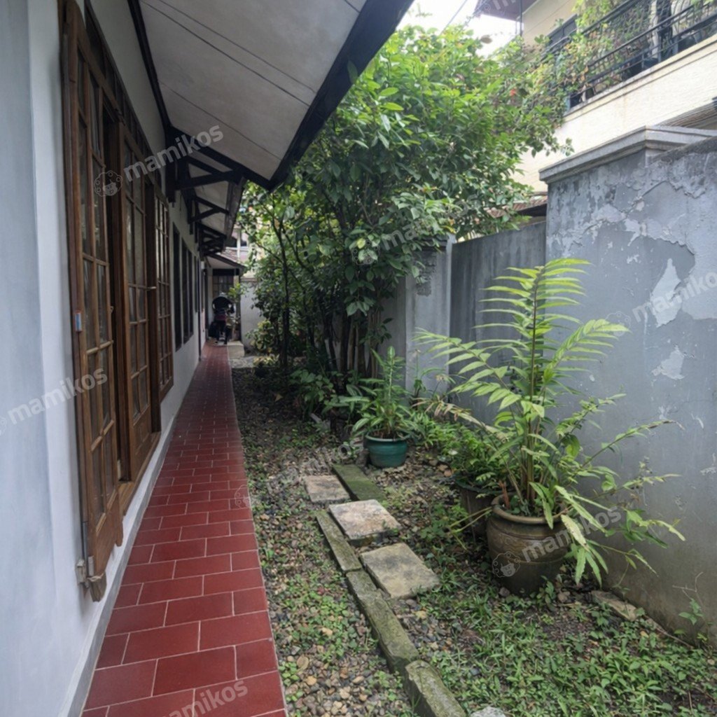 Rumah Sertifikat SHM 6 Kamar Tidur 3 Kamar Mandi Tebet Jakarta Selatan - Photo 3