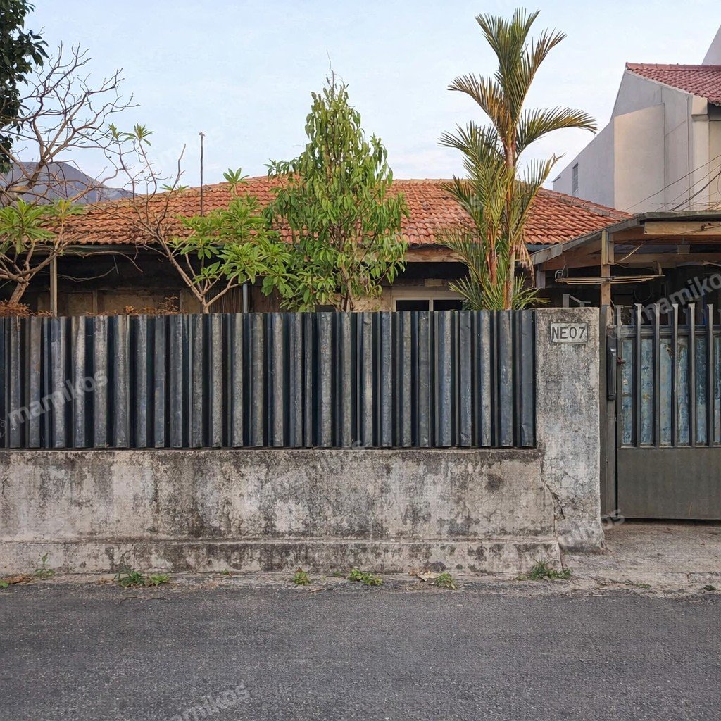 Rumah Sertifikat SHM 5 Kamar Tidur 4 Kamar Mandi Gudang Peluru Jakarta Selatan - Photo 3