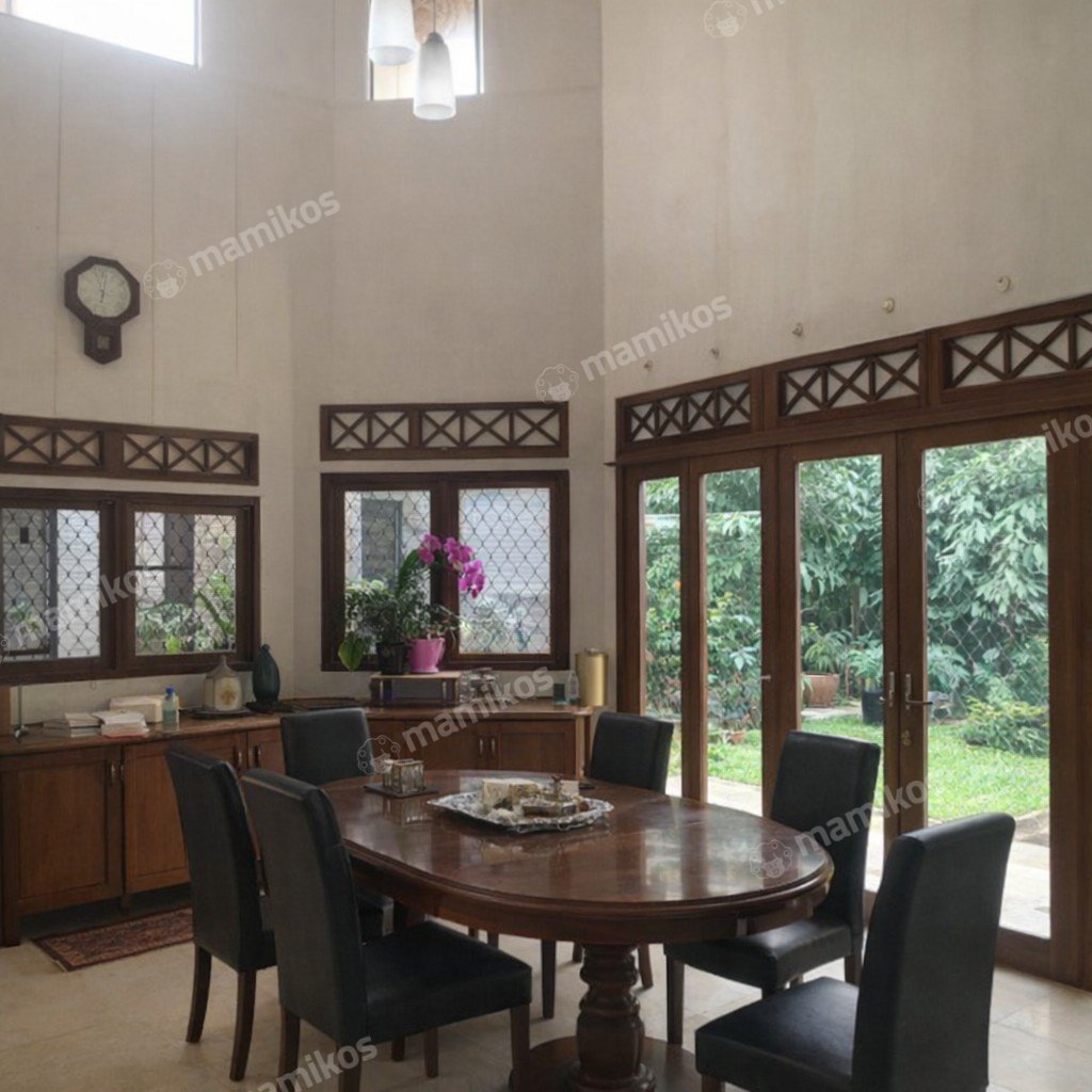 Rumah Sertifikat SHM 8 Kamar Tidur 4 Kamar Mandi Kebayoran Baru Jakarta Selatan - Photo 2