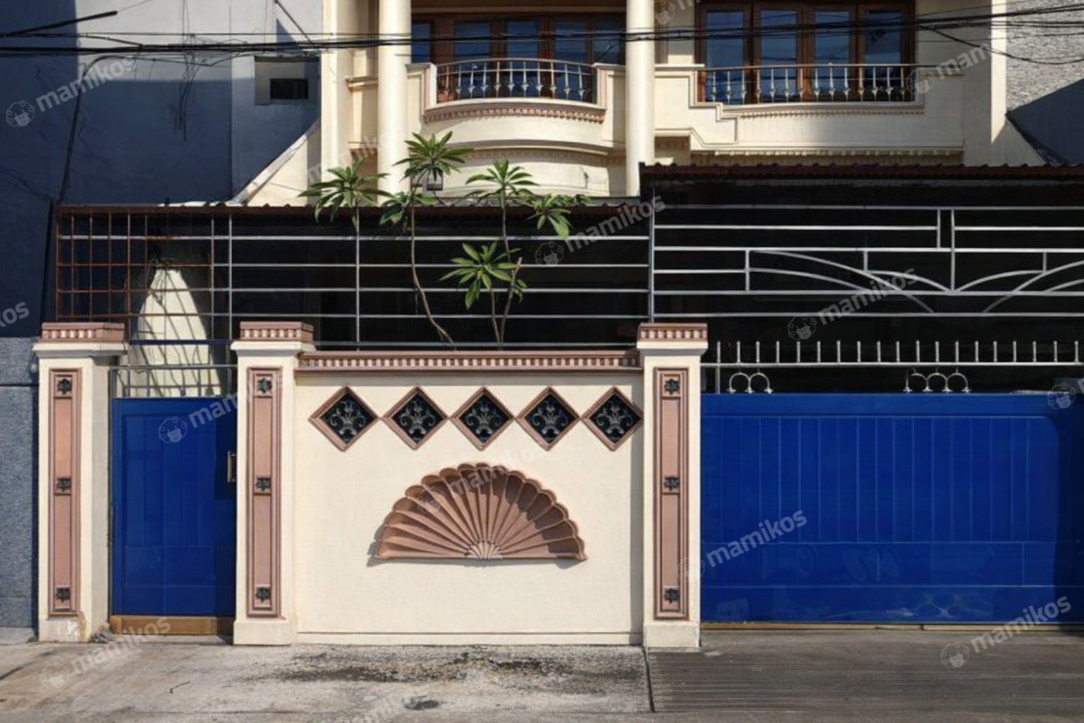 Rumah Sertifikat SHM 3 Kamar Tidur 3 Kamar Mandi Tambora Jakarta Barat