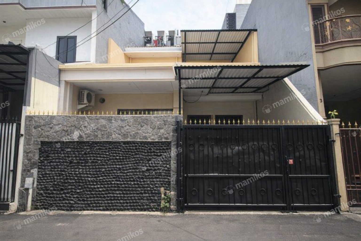 Rumah Sertifikat SHM 3 Kamar Tidur 2 Kamar Mandi Tanjung Duren Jakarta Barat