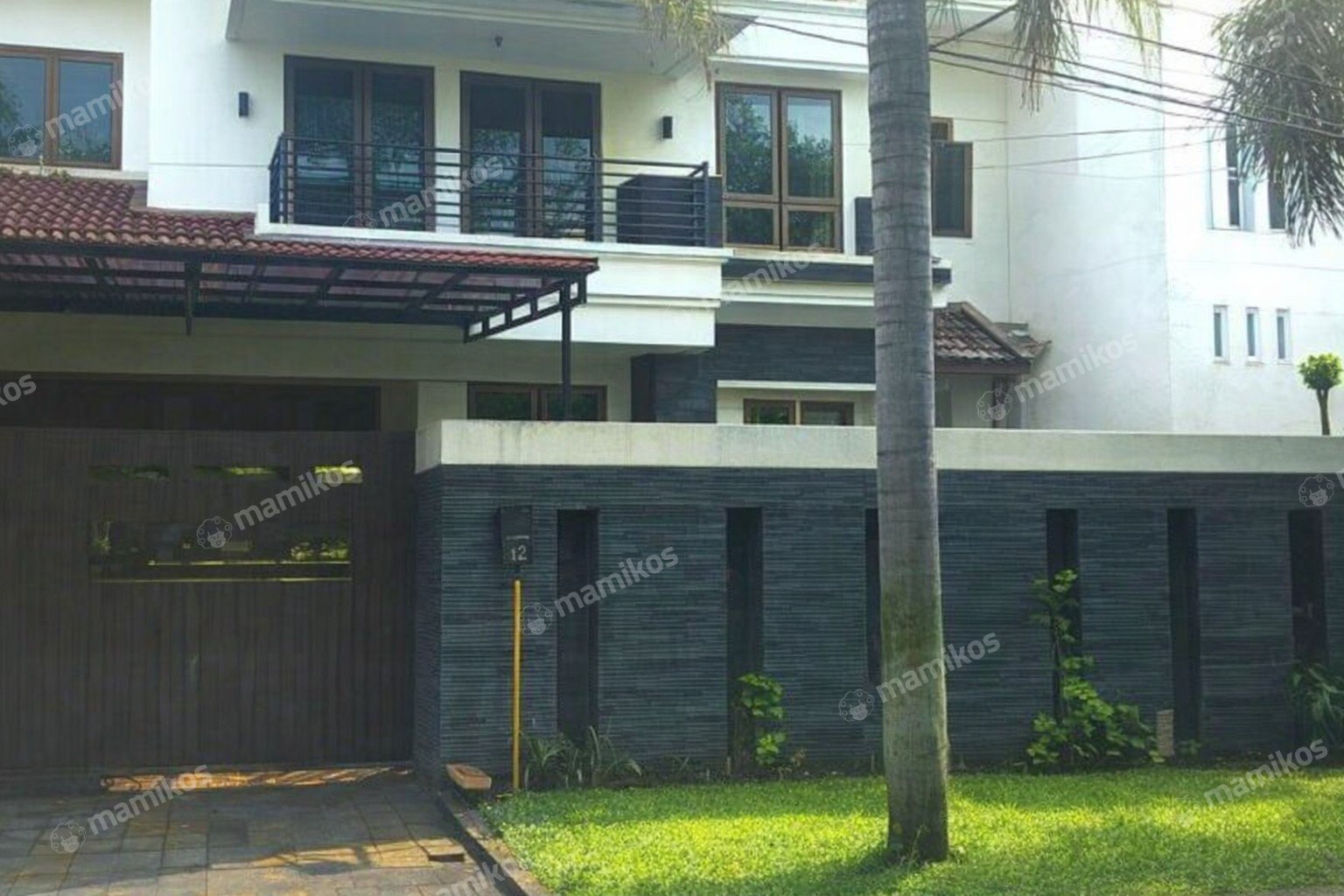 Rumah Sertifikat SHM 4 Kamar Tidur 4 Kamar Mandi Senopati Jakarta Selatan