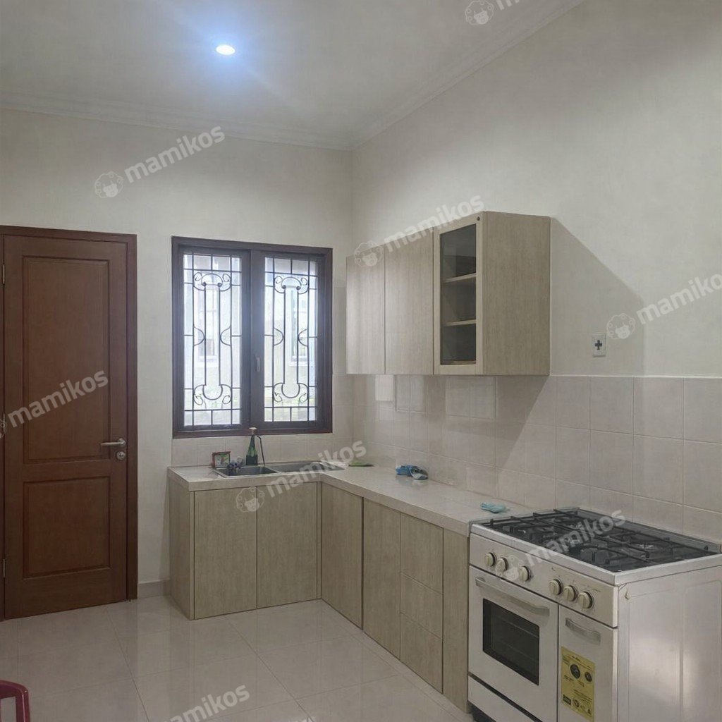 Rumah 3 Kamar Tidur 3 Kamar Mandi 2 Lantai Jagakarsa Jakarta Selatan - Photo 5