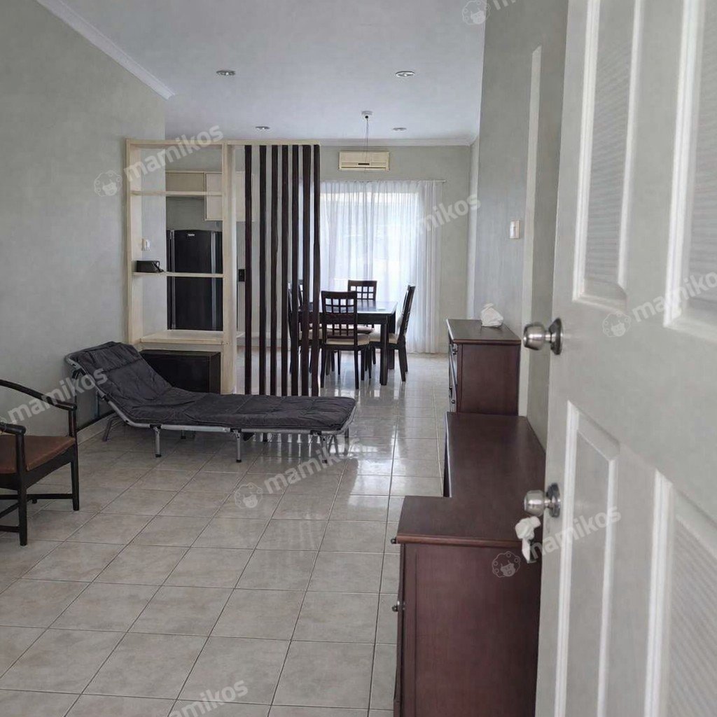 Rumah Sertifikat SHM 4 Kamar Tidur 4 Kamar Mandi Kota Wisata Jakarta Timur - Photo 3