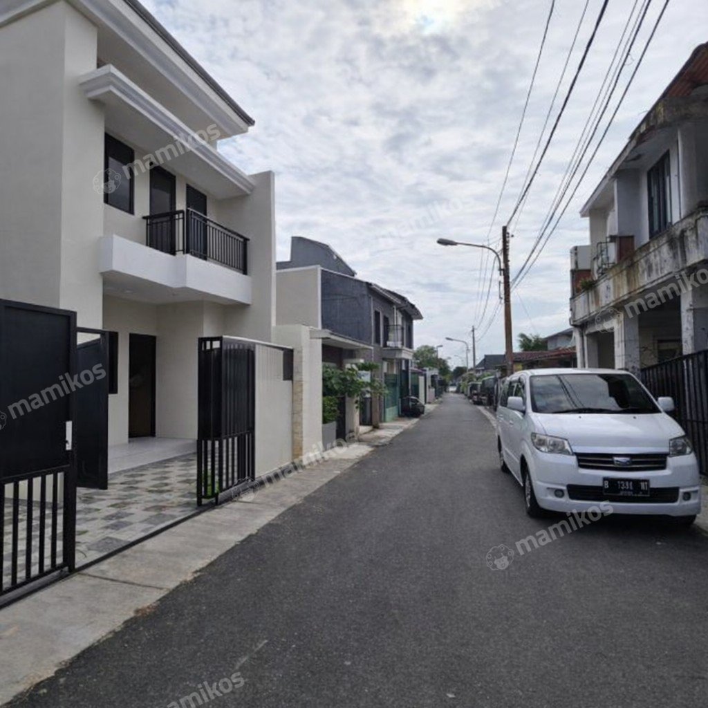 Rumah Sertifikat SHM 3 Kamar Tidur 3 Kamar Mandi Kayu Putih Jakarta Timur - Photo 3