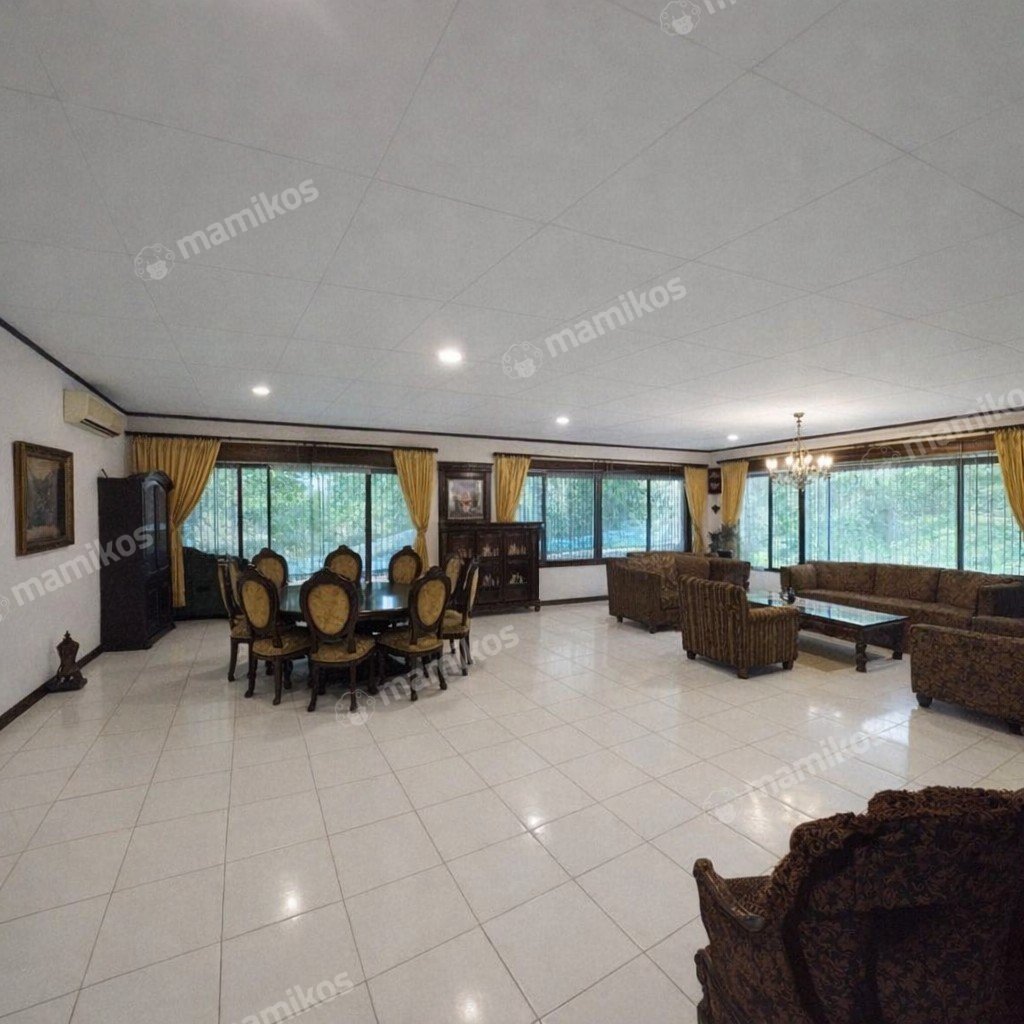Rumah Sertifikat SHM 9 Kamar Tidur 9 Kamar Mandi Kebayoran Baru Jakarta Selatan - Photo 5