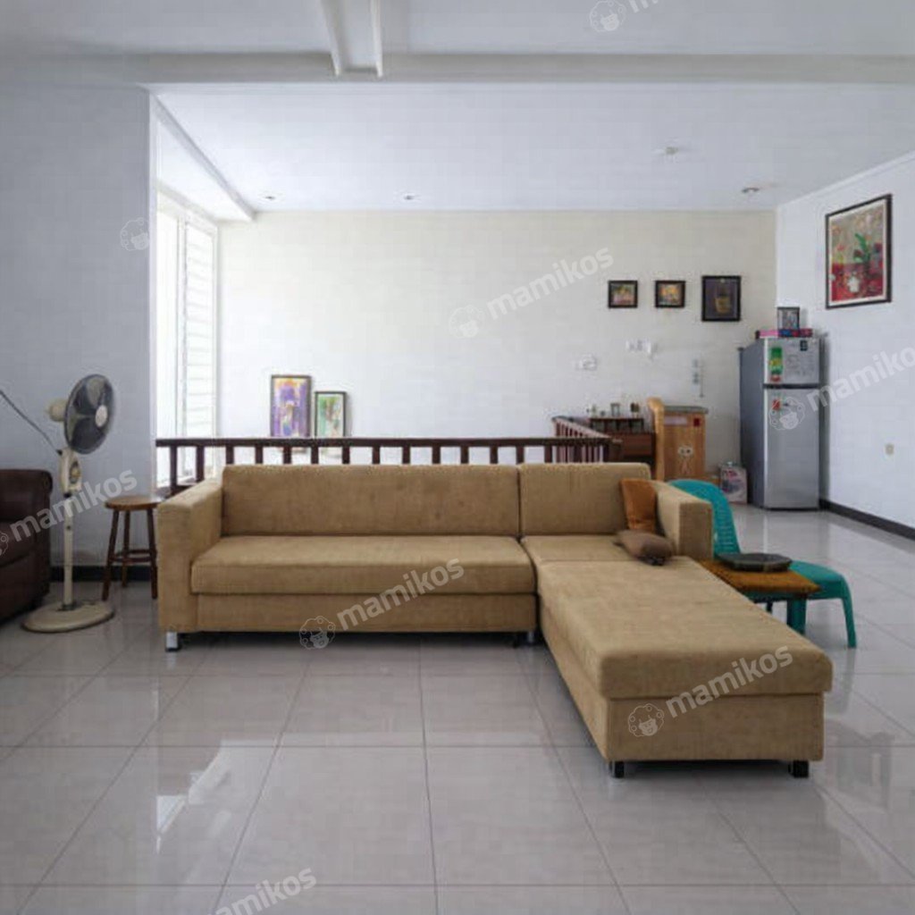 Rumah Sertifikat SHM 5 Kamar Tidur 4 Kamar Mandi Taman Ratu Jakarta Barat - Photo 5