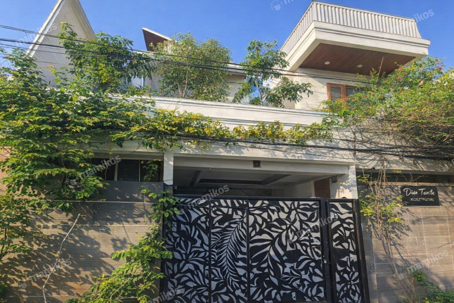 Rumah Sertifikat SHM 4 Kamar Tidur 2 Kamar Mandi Lubang Buaya Jakarta Timur