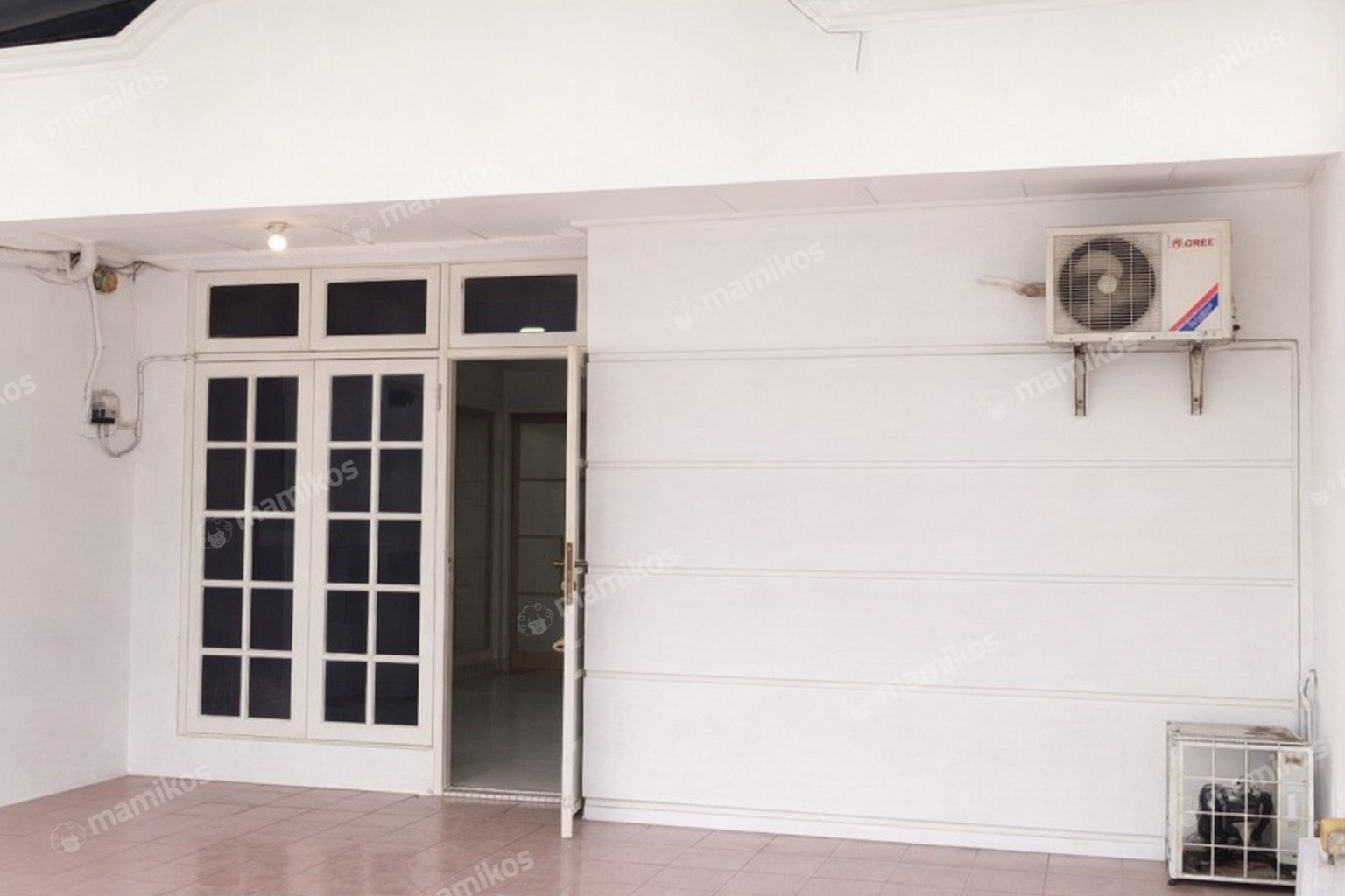 Rumah Sertifikat SHM 2 Kamar Mandi 4 Lantai Muara Karang Jakarta Utara
