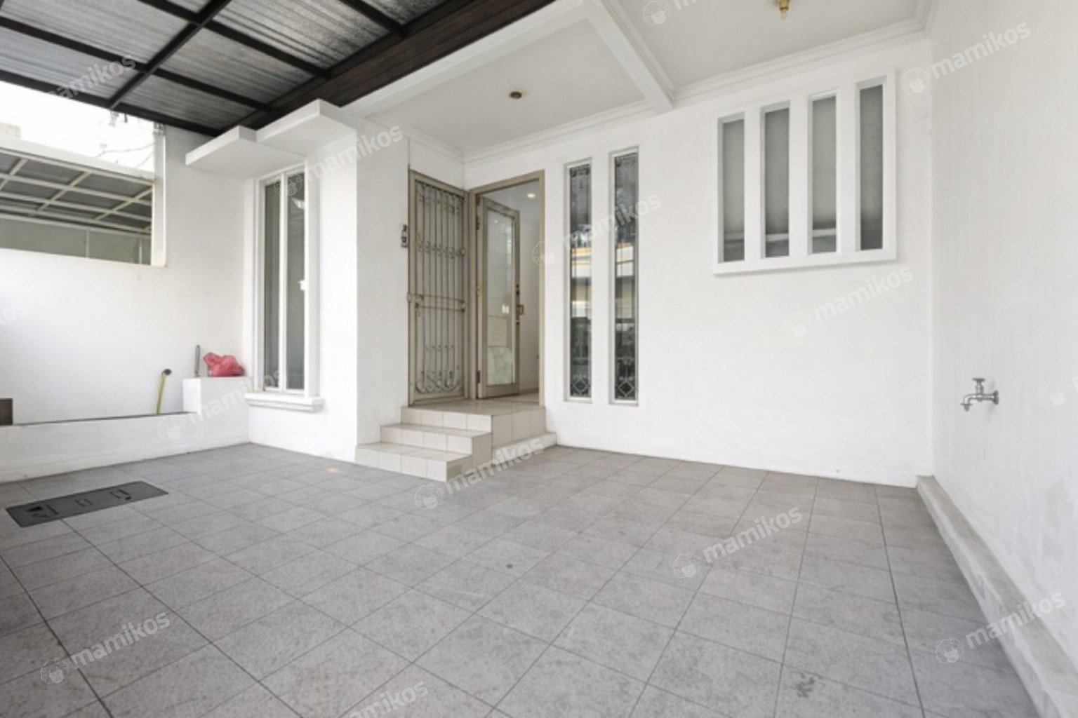 Rumah Sertifikat SHM 3 Kamar Tidur 2 Kamar Mandi Puri Indah Jakarta Barat
