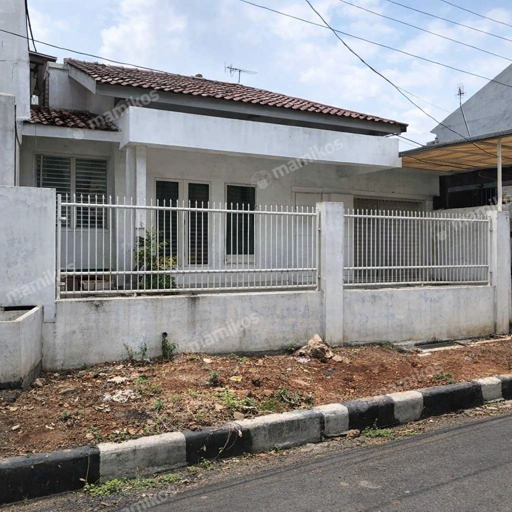 Rumah Sertifikat SHM 3 Kamar Tidur 3 Kamar Mandi Pondok Indah Jakarta Selatan - Photo 5