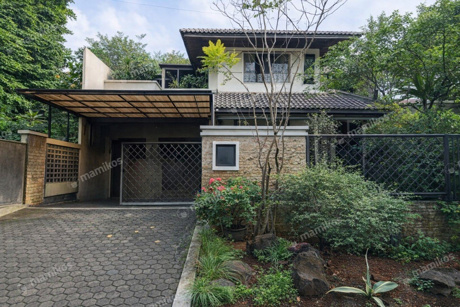Rumah Sertifikat SHM 7 Kamar Tidur 4 Kamar Mandi Pondok Indah Jakarta Selatan