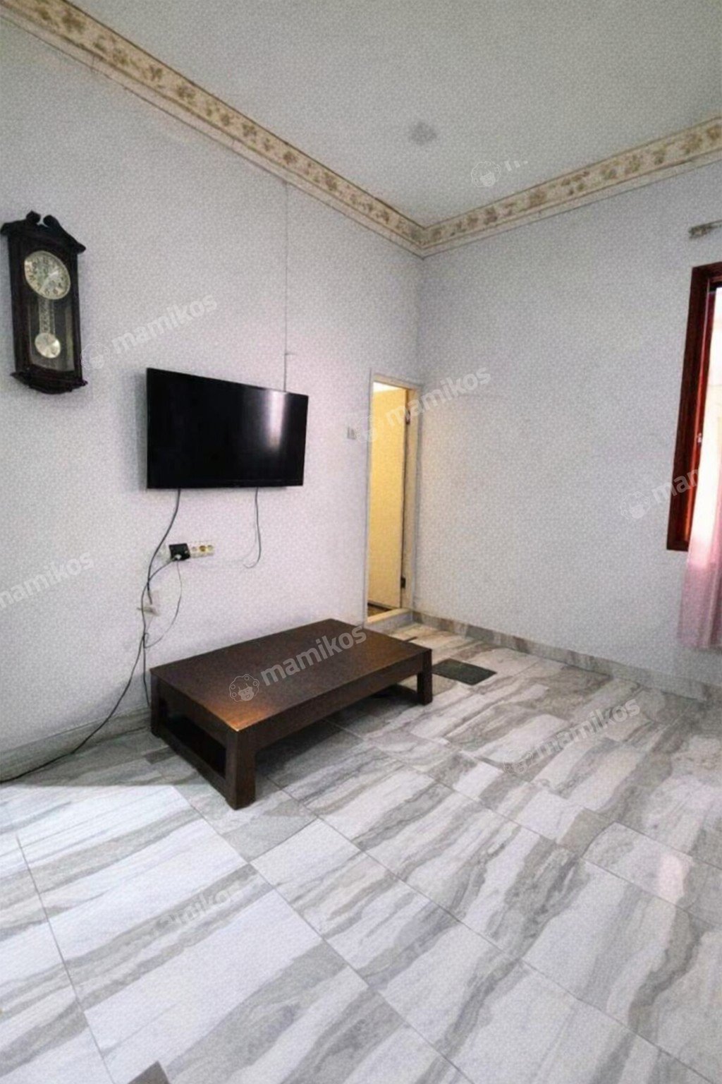 Rumah Sertifikat SHM 11 Kamar Tidur 5 Kamar Mandi Legenda Wisata Jakarta Timur - Photo 5
