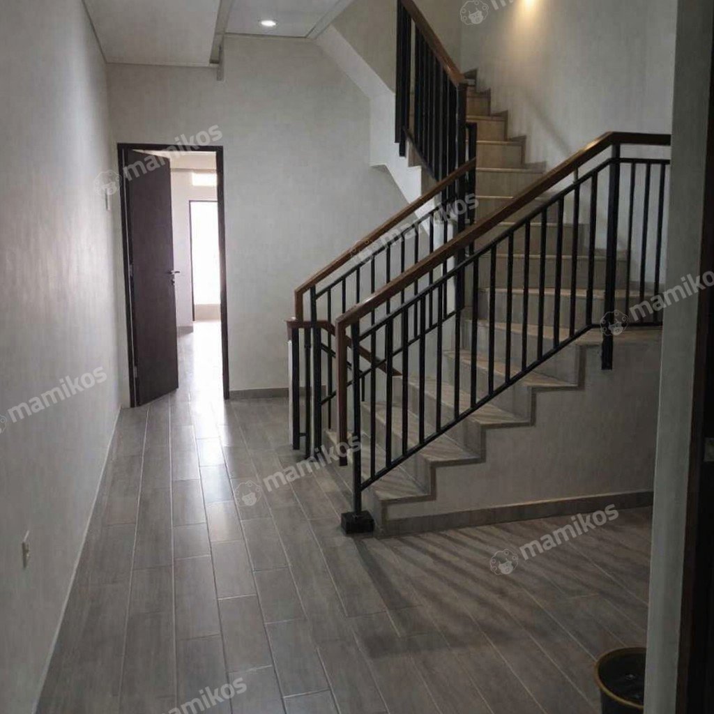 Rumah Sertifikat SHM 3 Kamar Tidur 3 Kamar Mandi Kedoya Selatan Jakarta Barat - Photo 5