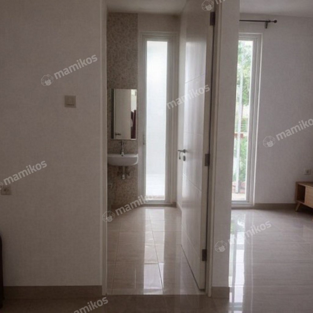 Rumah Sertifikat SHM 4 Kamar Tidur 4 Kamar Mandi Cibubur Jakarta Timur - Photo 5