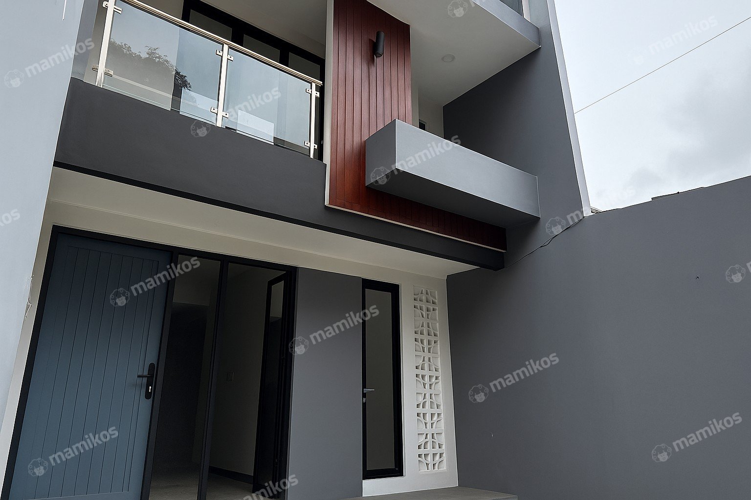 Rumah Sertifikat SHM 4 Kamar Tidur 3 Kamar Mandi Pegadungan Jakarta Barat