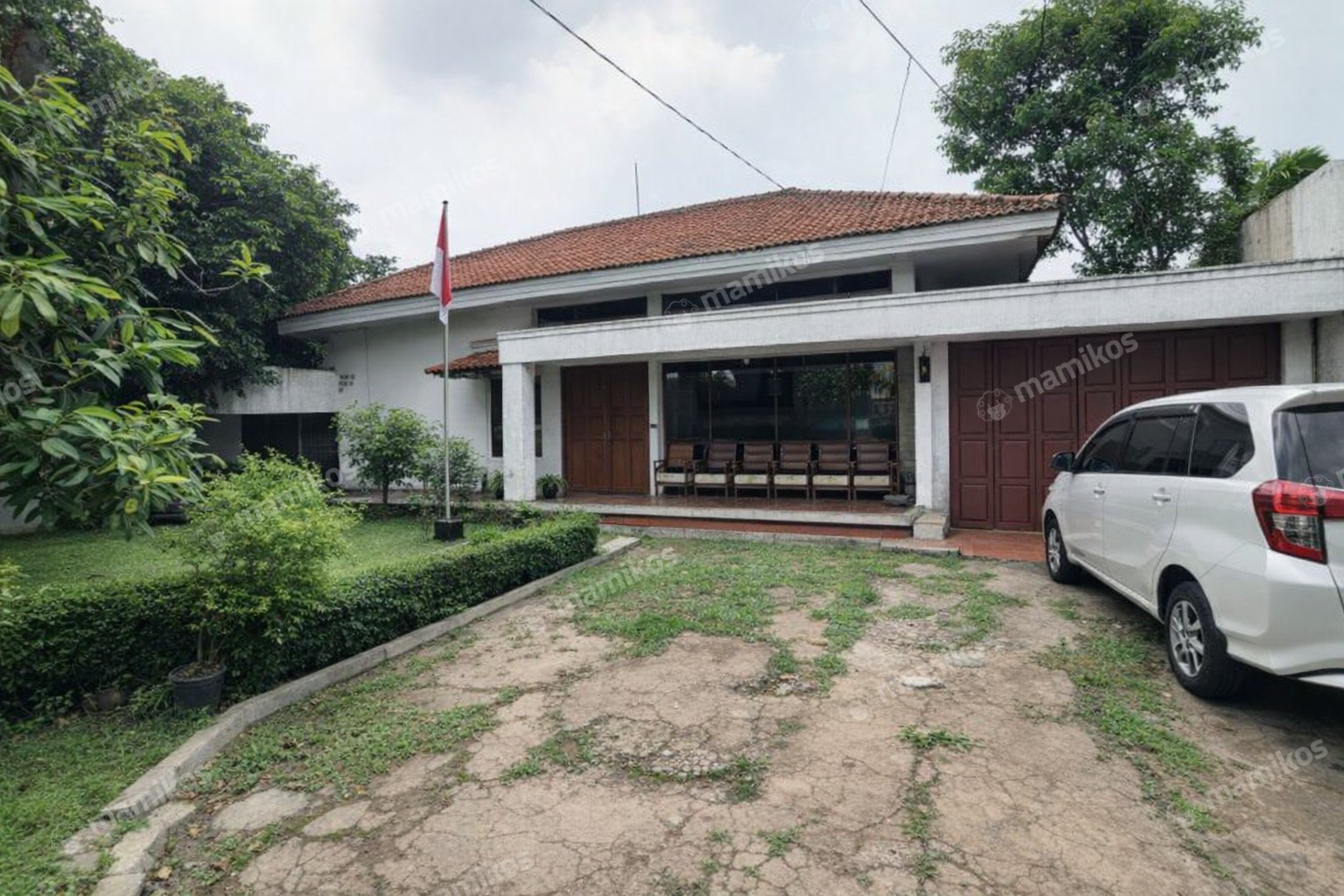 Rumah Sertifikat SHM 3 Kamar Tidur 2 Kamar Mandi Lebak Bulus Jakarta Selatan