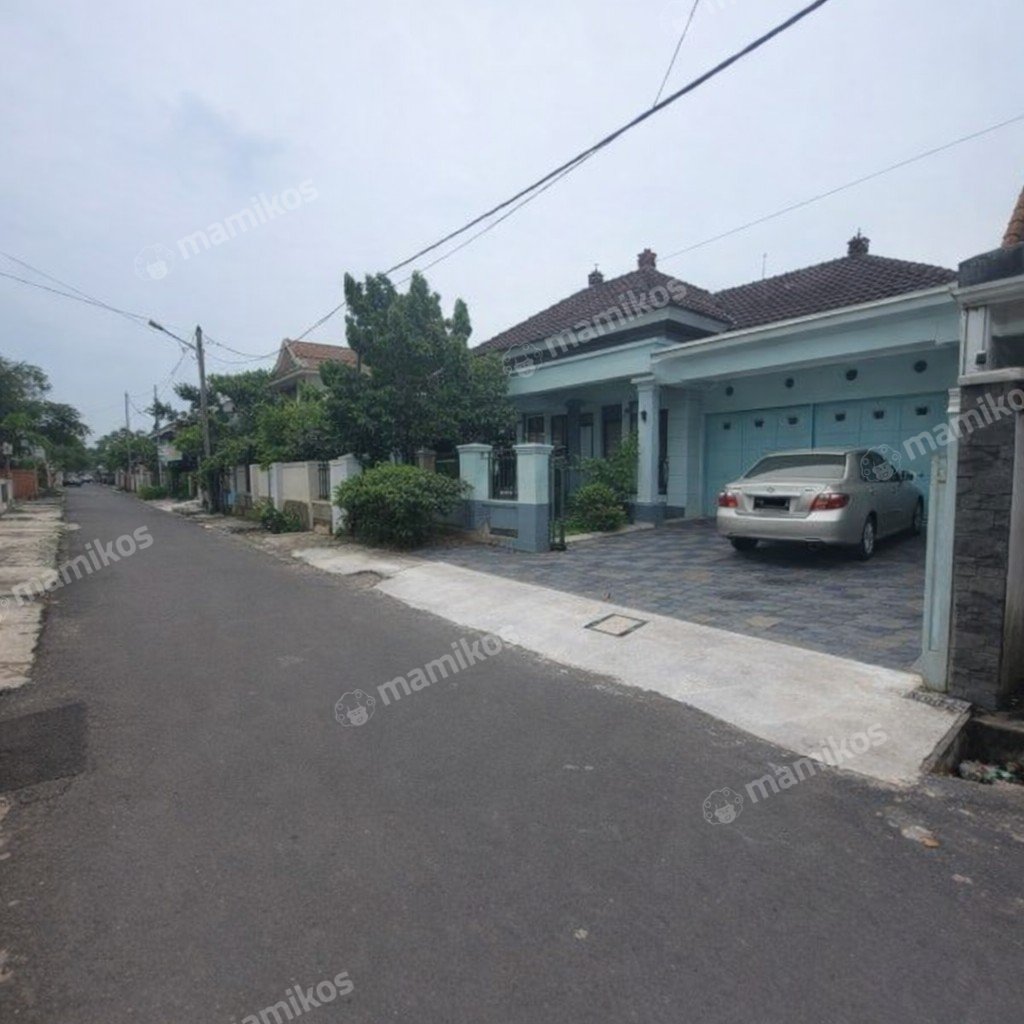 Rumah Sertifikat SHM 5 Kamar Tidur 2 Kamar Mandi Duren Sawit Jakarta Timur - Photo 2
