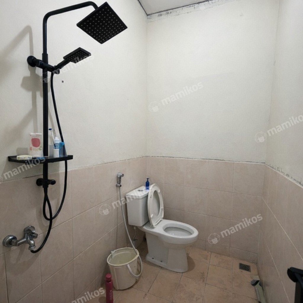 Rumah Sertifikat SHM 8 Kamar Tidur 6 Kamar Mandi Meruya Jakarta Barat - Photo 4