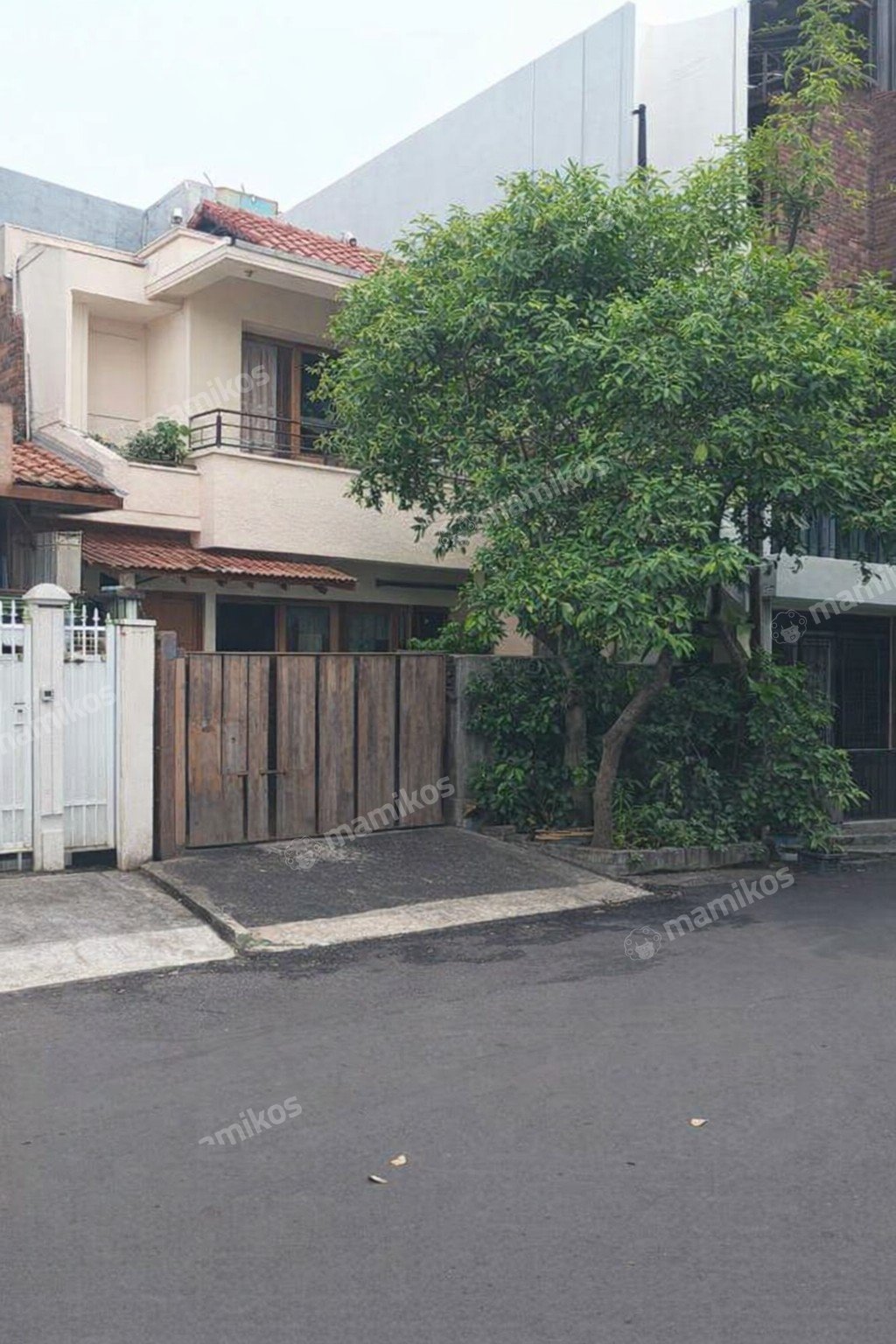 Rumah Sertifikat SHM 3 Kamar Tidur 2 Kamar Mandi Kembangan Jakarta Barat - Photo 2