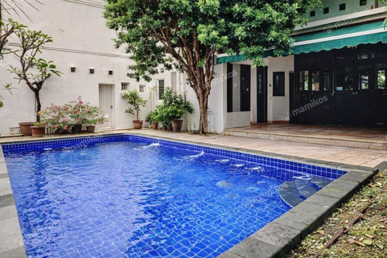 Rumah Sertifikat SHM 4 Kamar Tidur 3 Kamar Mandi Cipete Jakarta Selatan