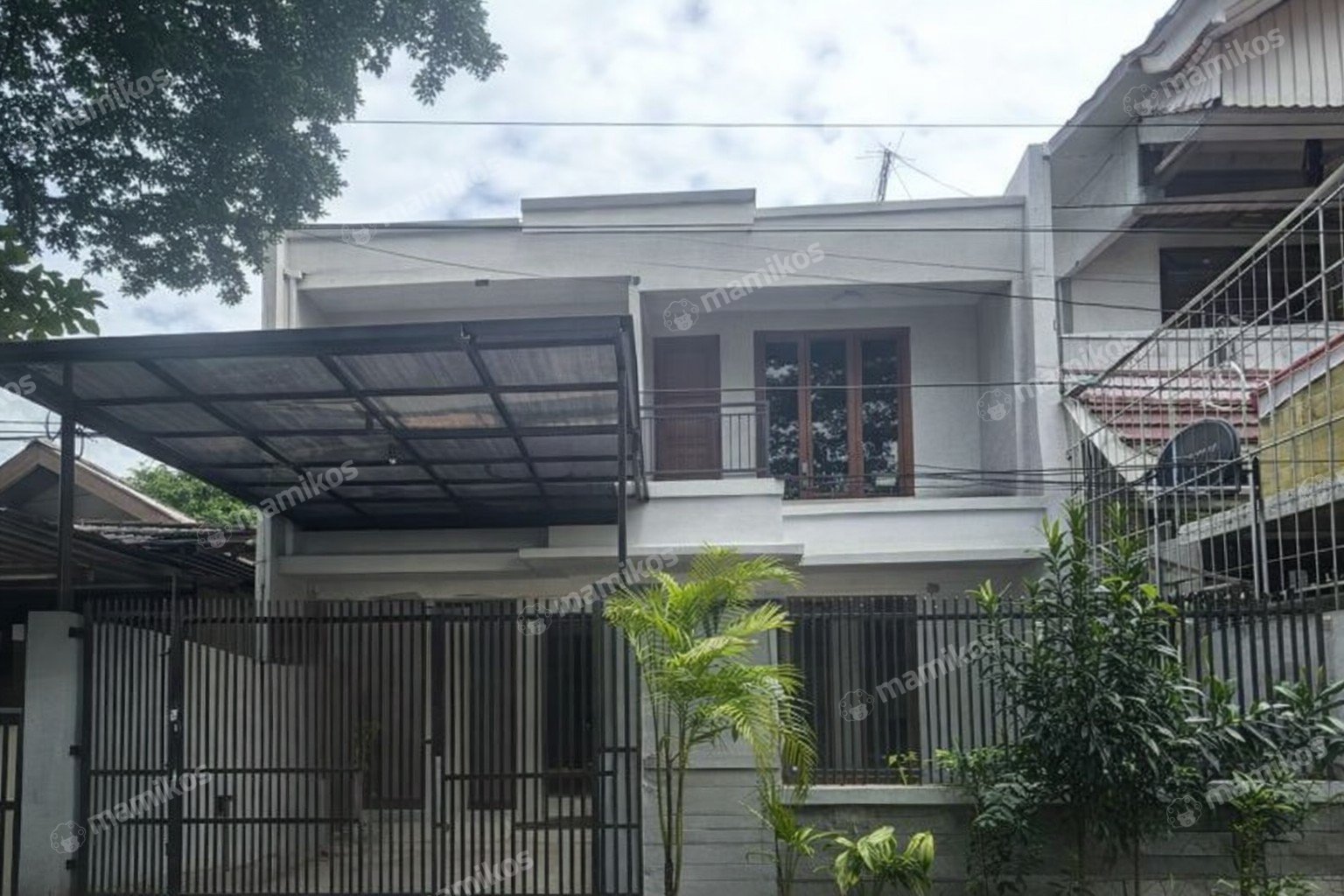 Rumah Sertifikat SHM 4 Kamar Tidur 4 Kamar Mandi Pondok Indah Jakarta Selatan