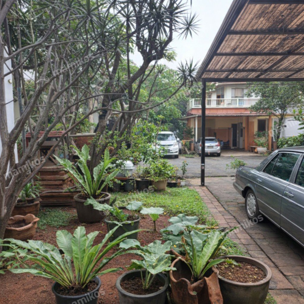 Rumah Sertifikat SHM 4 Kamar Tidur 3 Kamar Mandi Lebak Bulus Jakarta Selatan - Photo 2