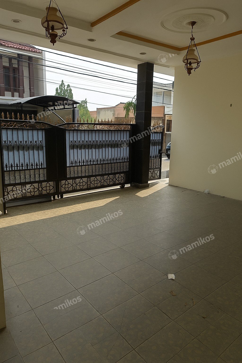 Rumah Sertifikat SHM 7 Kamar Tidur 3 Kamar Mandi Pos Pengumben Jakarta Barat - Photo 4