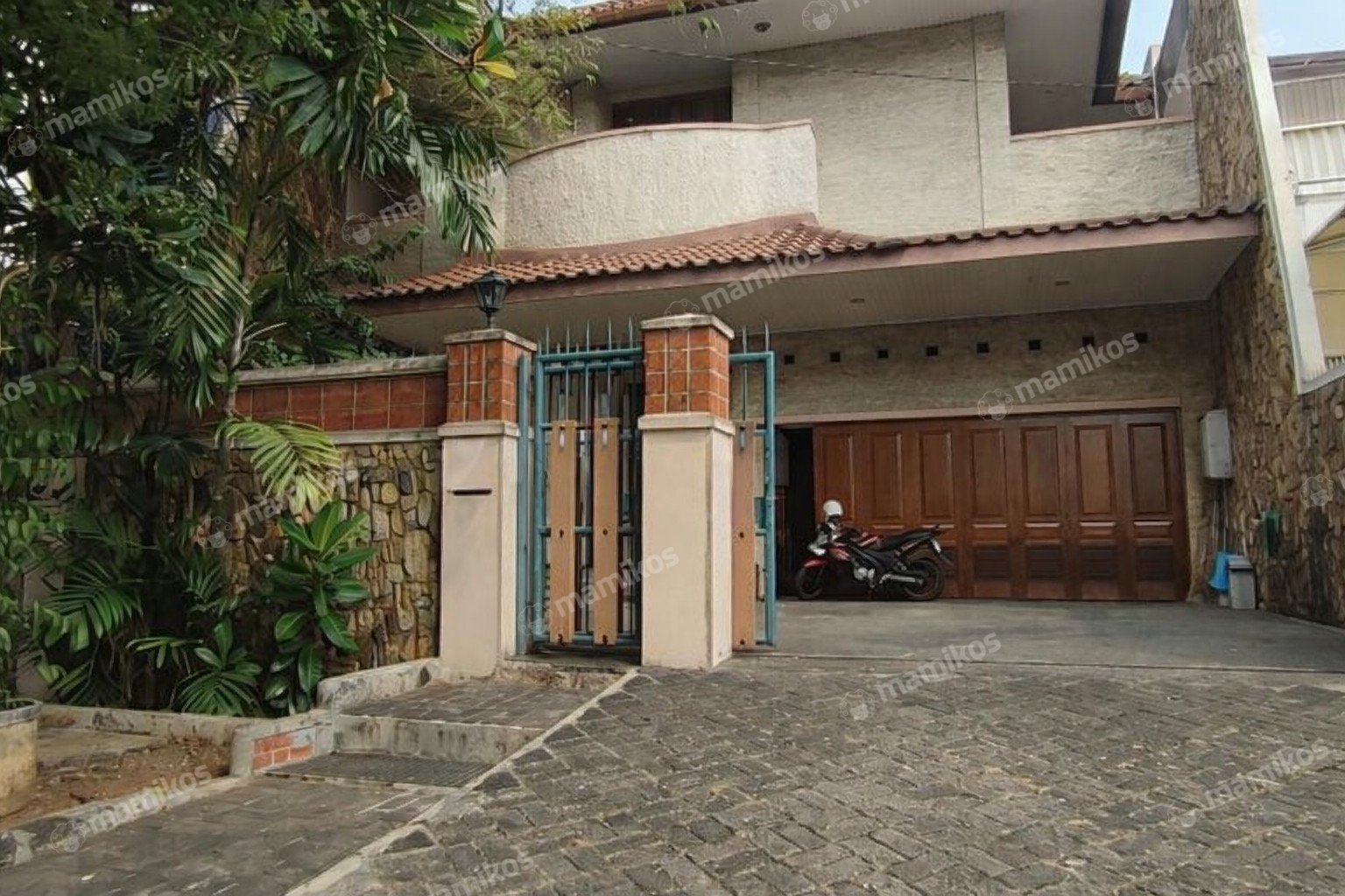 Rumah Sertifikat HGB 4 Kamar Tidur 4 Kamar Mandi Ancol Jakarta Utara