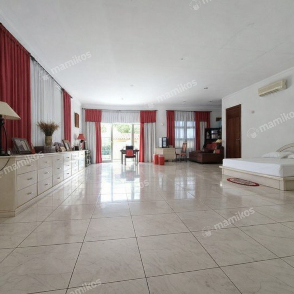 Rumah Sertifikat SHM 5 Kamar Tidur 5 Kamar Mandi Kebon Jeruk Jakarta Barat - Photo 5