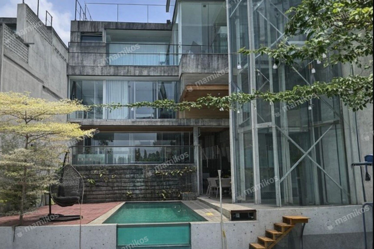 Rumah Sertifikat SHM 8 Kamar Tidur 6 Kamar Mandi Pesanggrahan Jakarta Selatan