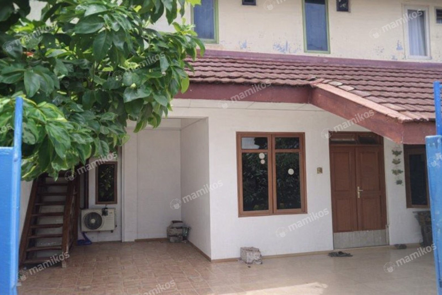 Rumah Sertifikat SHM 12 Kamar Tidur 4 Kamar Mandi Radio Dalam Jakarta Selatan