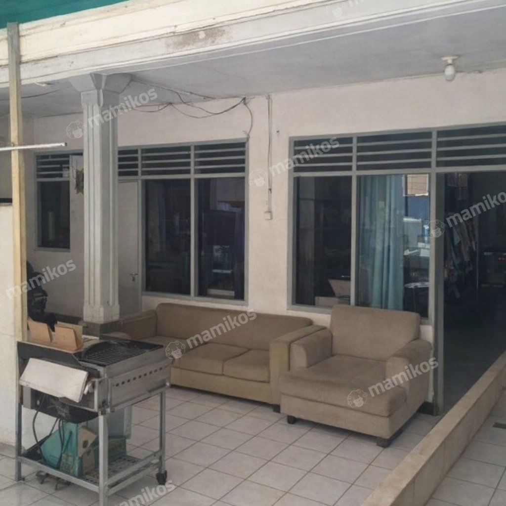 Rumah Sertifikat SHM 9 Kamar Tidur 4 Kamar Mandi Tanjung Duren Jakarta Barat - Photo 3