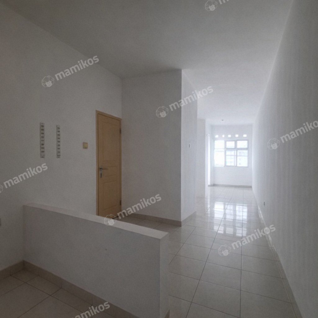 Rumah Sertifikat SHM 2 Kamar Tidur 2 Kamar Mandi Lebak Bulus Jakarta Selatan - Photo 2