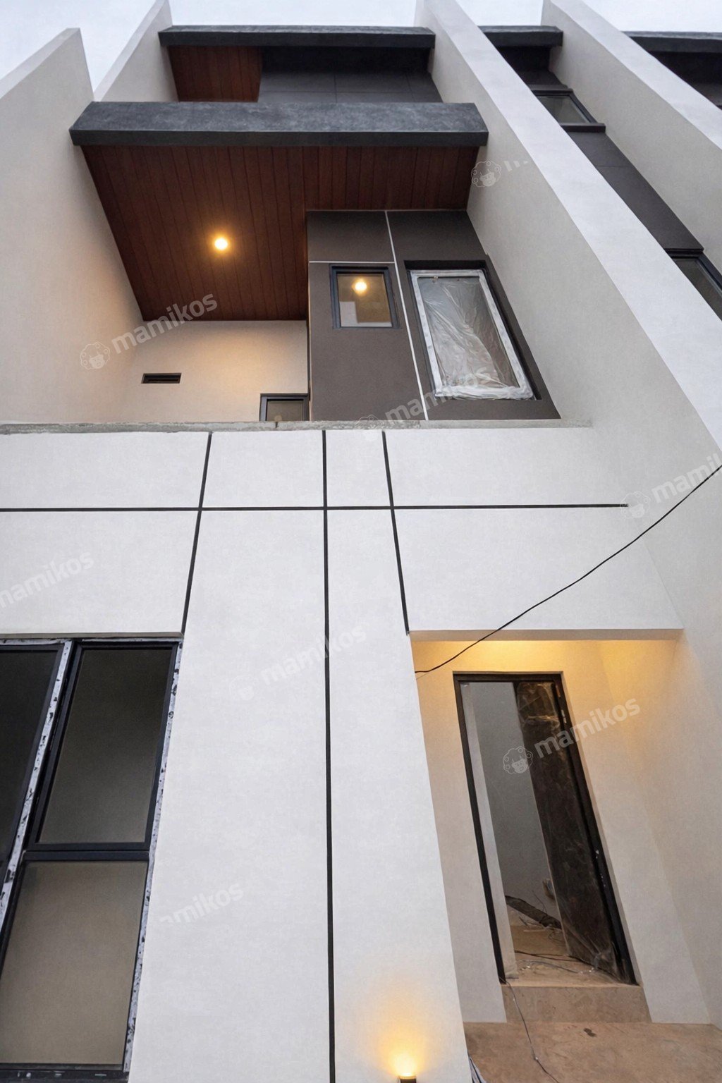 Rumah Sertifikat SHM 3 Kamar Tidur 3 Kamar Mandi Kav DKI Jakarta Barat - Photo 2