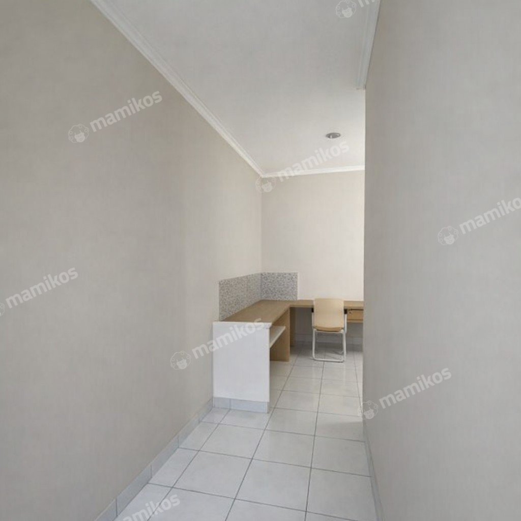 Rumah Sertifikat SHM 4 Kamar Tidur 4 Kamar Mandi Kota Wisata Jakarta Timur - Photo 5