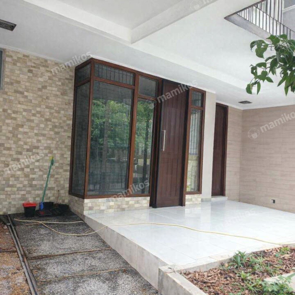 Rumah Sertifikat SHM 3 Kamar Tidur 3 Kamar Mandi Citra Grand Jakarta Timur - Photo 2