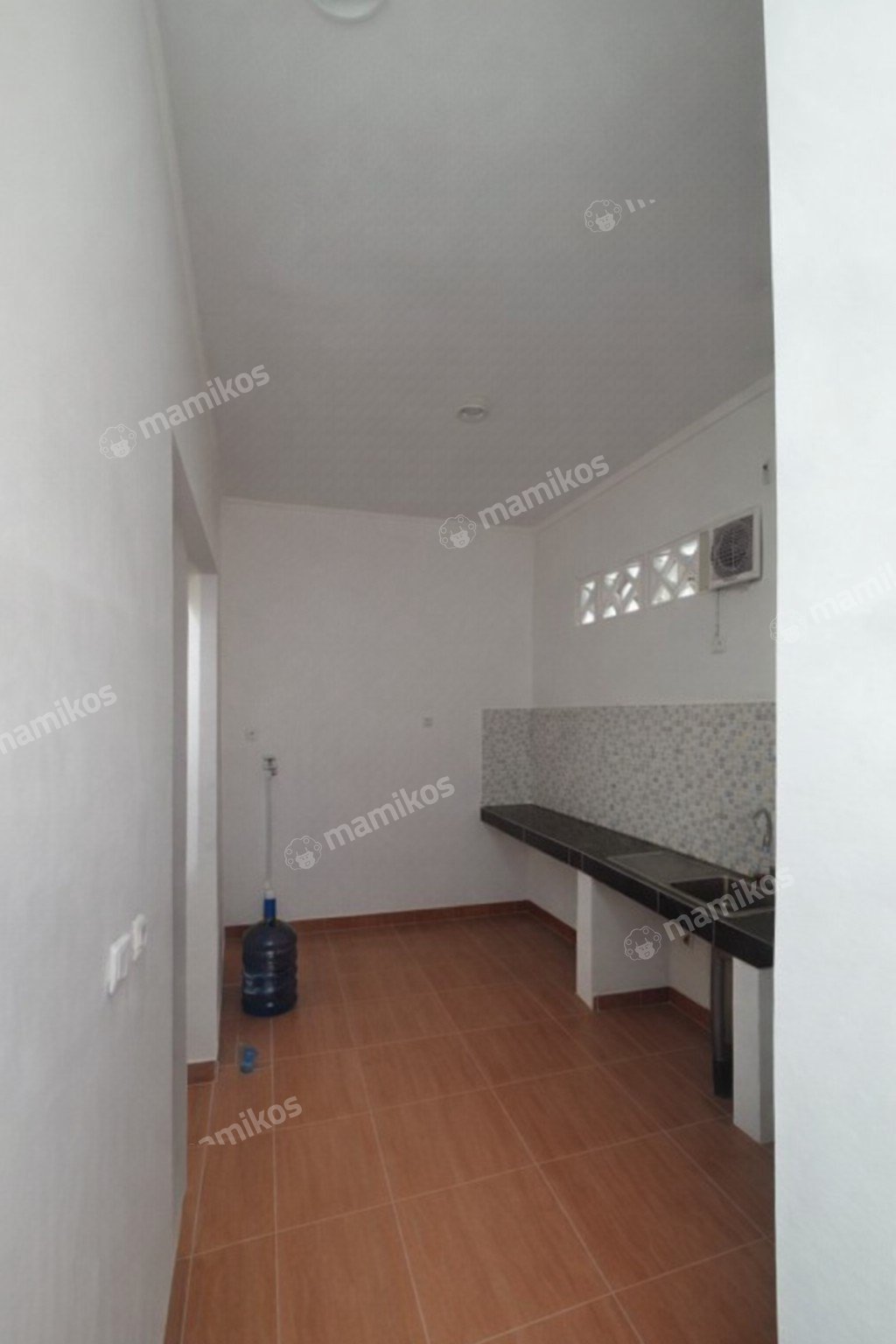 Rumah Sertifikat SHM 1 Kamar Tidur 1 Kamar Mandi Cipayung Jakarta Timur - Photo 2