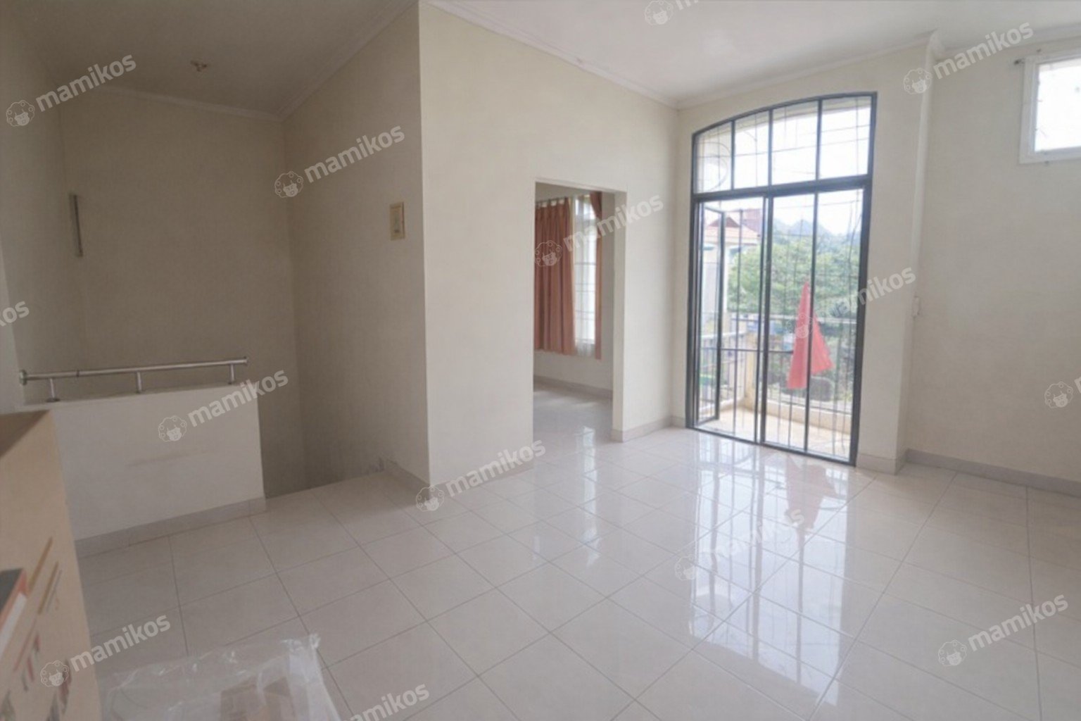 Rumah Sertifikat SHM 4 Kamar Tidur 3 Kamar Mandi Semanan Jakarta Barat