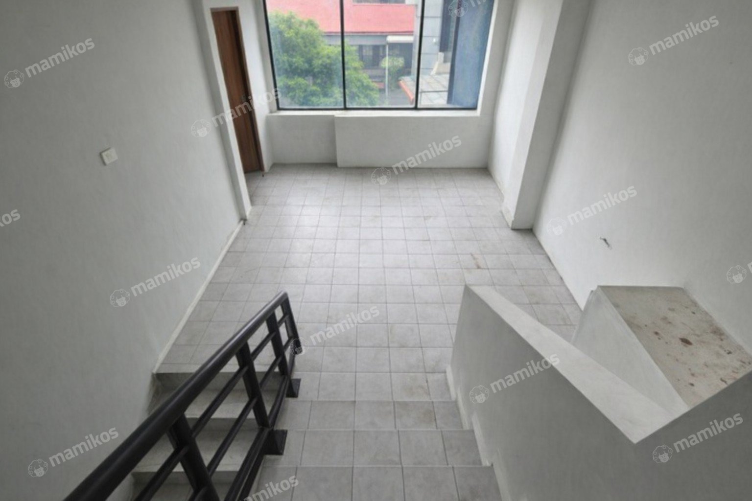 Rumah Sertifikat HGB 4 Kamar Mandi 4 Lantai Kebon Jeruk Jakarta Barat - Photo 5
