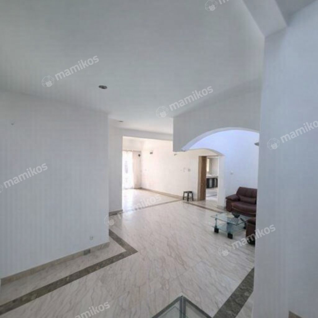 Rumah Sertifikat SHM 5 Kamar Tidur 3 Kamar Mandi Cibubur Jakarta Timur - Photo 3