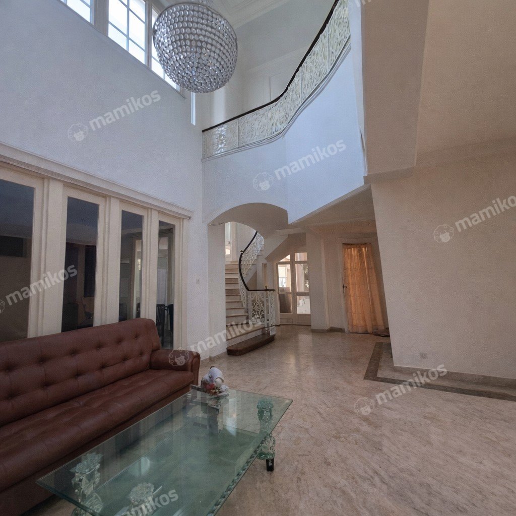 Rumah Sertifikat SHM 5 Kamar Tidur 3 Kamar Mandi Cibubur Jakarta Timur - Photo 5