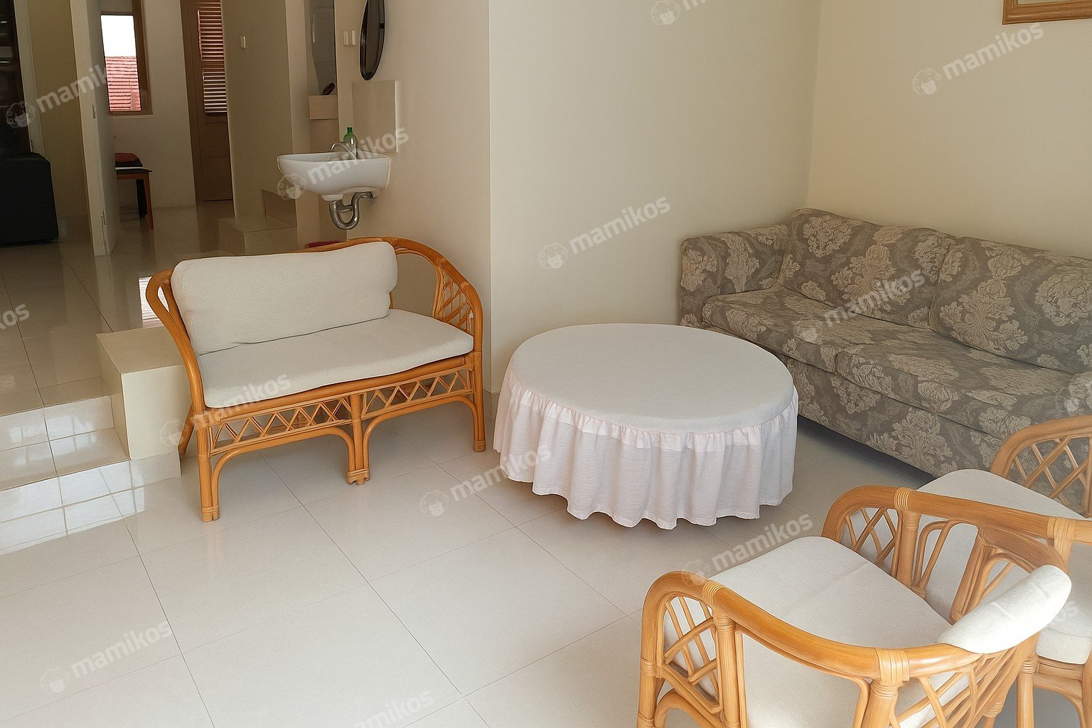 Rumah Sertifikat SHM 4 Kamar Tidur 3 Kamar Mandi Permata Buana Jakarta Barat