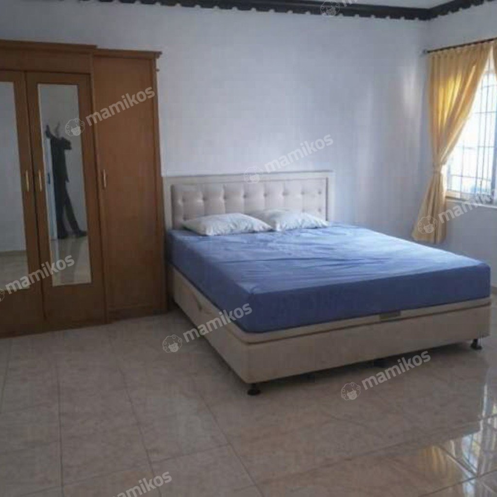 Rumah Sertifikat SHM 4 Kamar Tidur 3 Kamar Mandi Raffles Hills Jakarta Timur - Photo 5